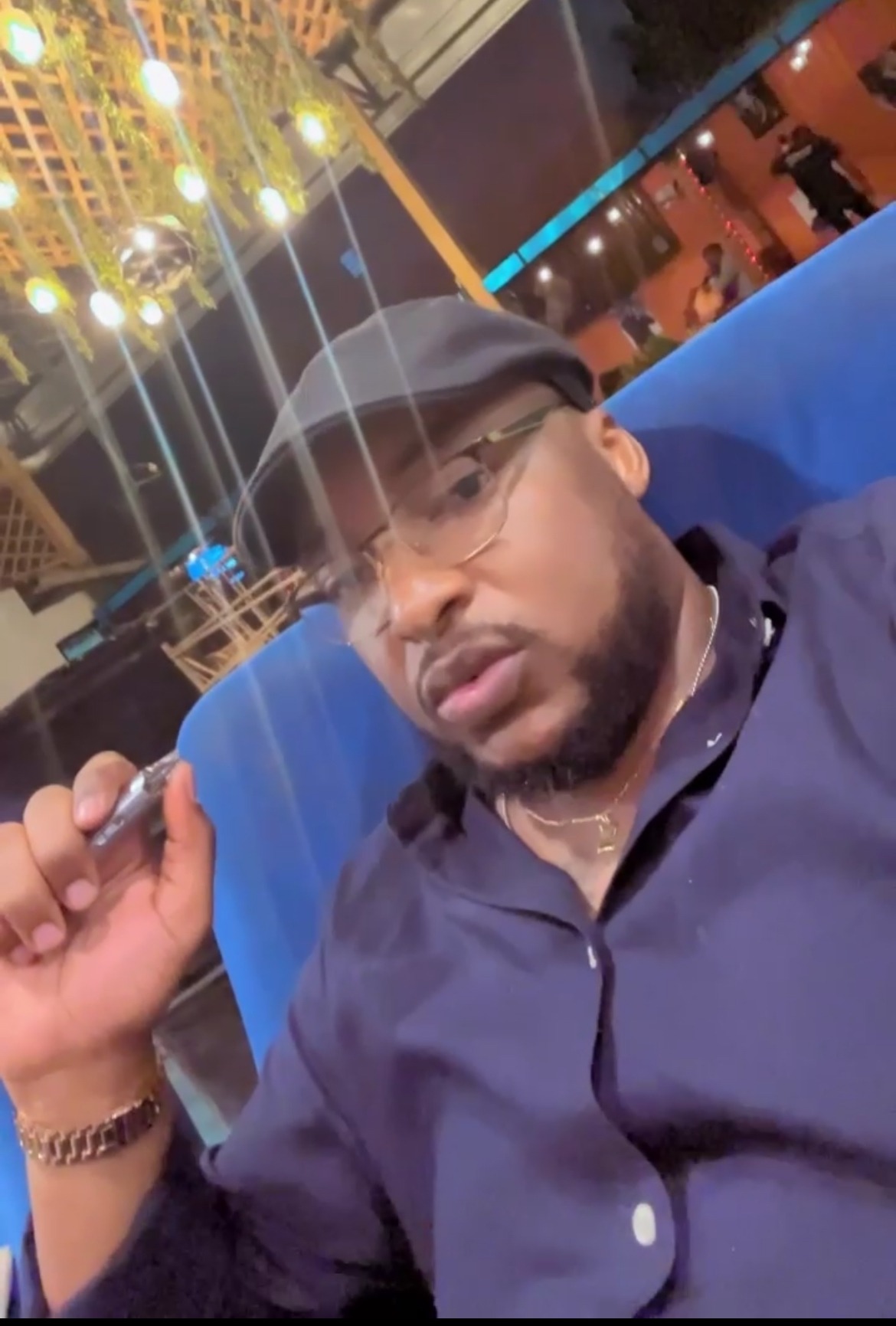 Profilo di Théodore